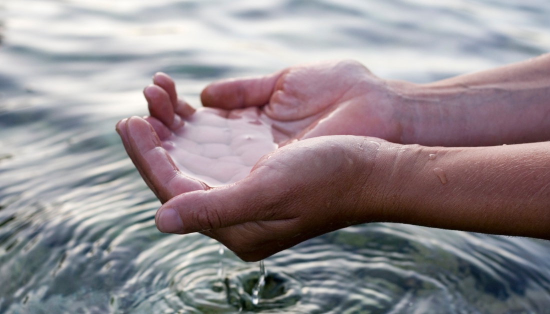 picture of hands cupping water