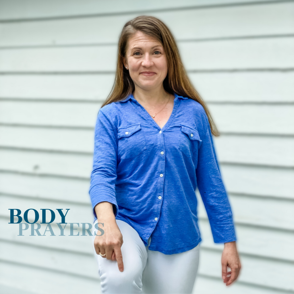 picture of Amy Julia holding up a leg and pointing to her knee with text overlay that says Body Prayers Knees