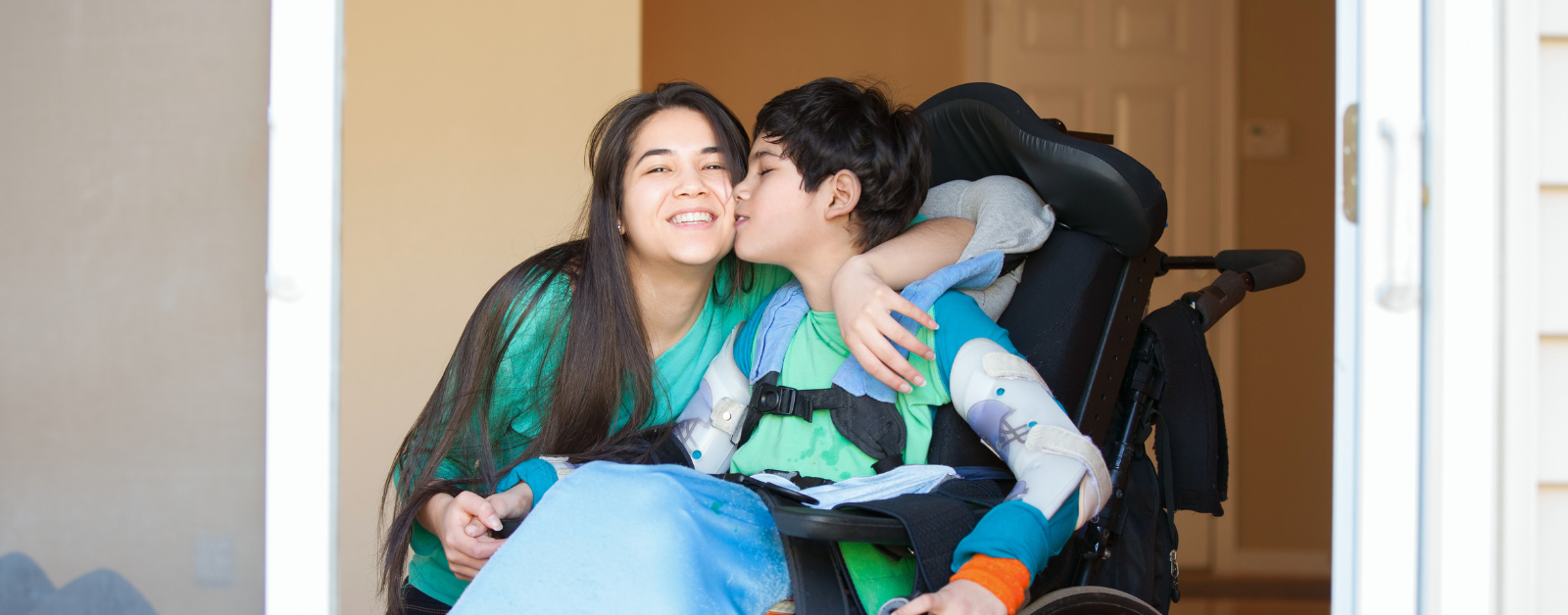 Read more about the article The “Glass Child” Myth: What Siblings of Kids with Disabilities Really Need